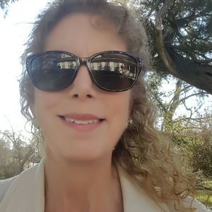 Meet your Posher, Sallie